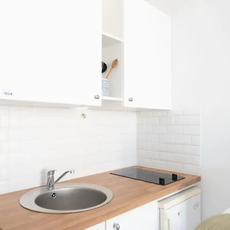 Charming In Saint-denis